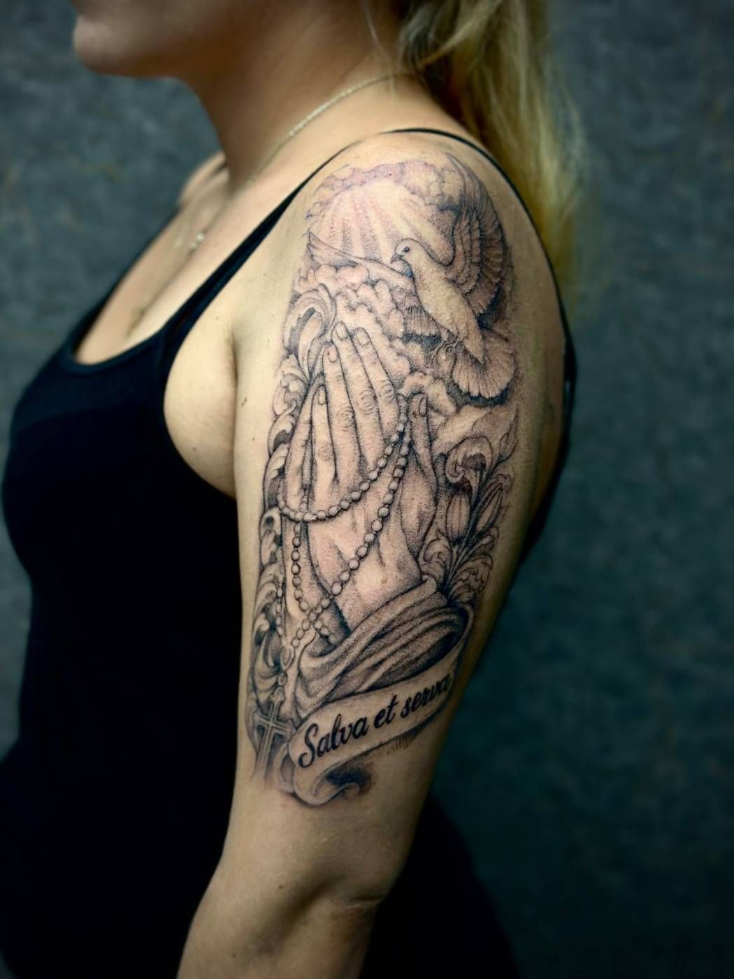 Betende Hände mit Rosenkranz und Taube – Lion Ink 37, Einbeck