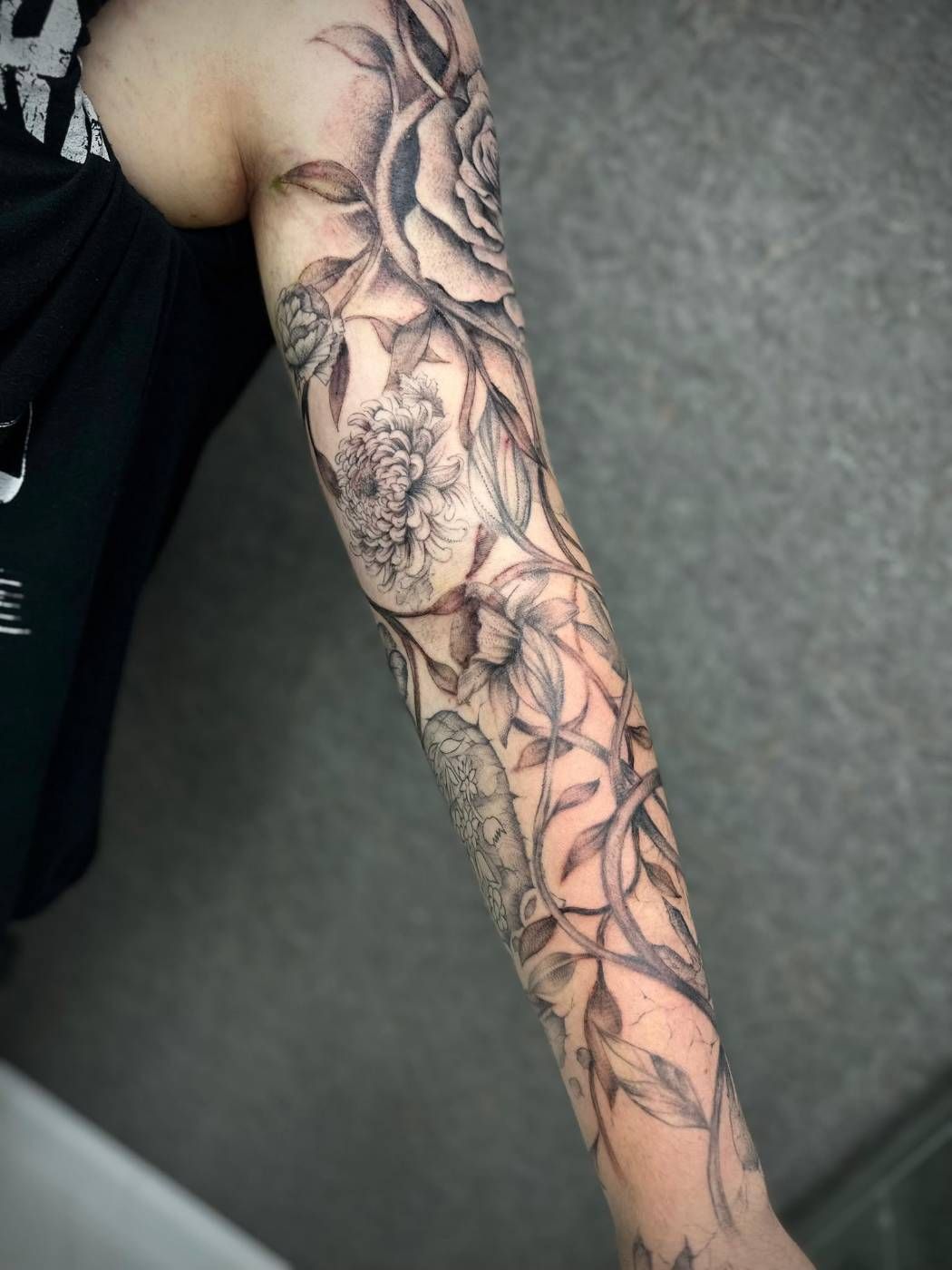 Floraler Sleeve mit Rosen und Ranken – Lion Ink 37, Einbeck